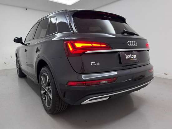 AUDI-Q5-2.0 45 TFSI GASOLINA PRESTIGE QUATTRO S TRONIC AUDI-Q5-2021