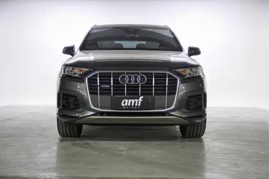 AUDI-Q7-2022