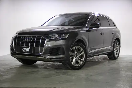 AUDI-Q7-2022