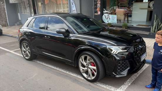 AUDI-RS Q3-2020