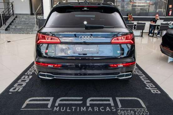 AUDI-SQ5-2018