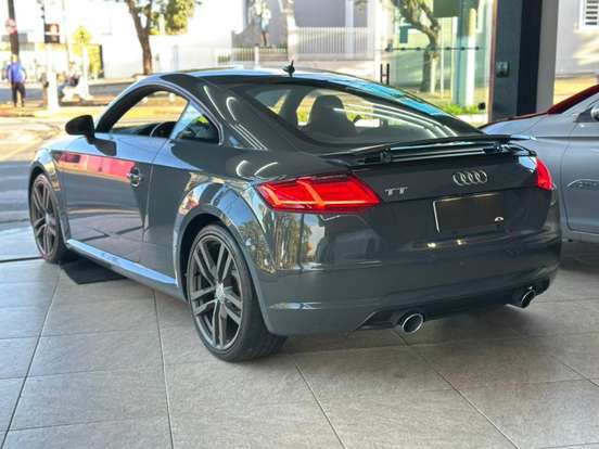 AUDI-TT-2017