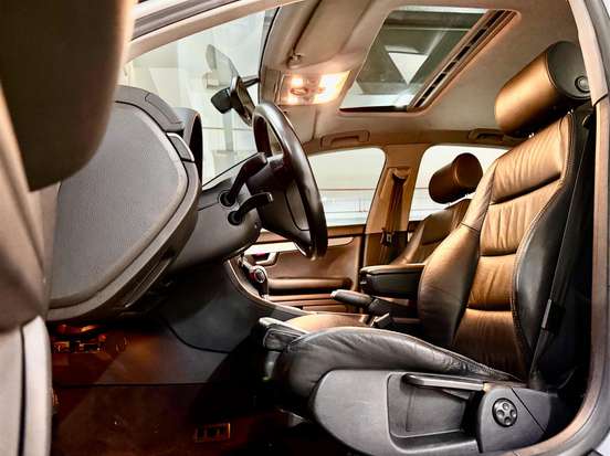 AUDI-A4-2003