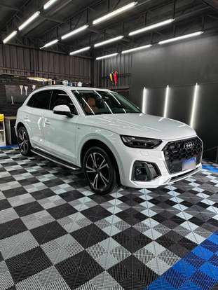 AUDI-Q5-2023