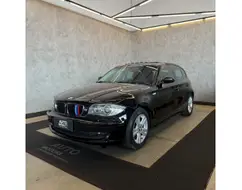 BMW 120i 2.0 TOP HATCH 16V GASOLINA 4P AUTOMÁTICO BMW 120i 2.0 TOP HATCH 16V GASOLINA 4P AUTOMÁTICO
