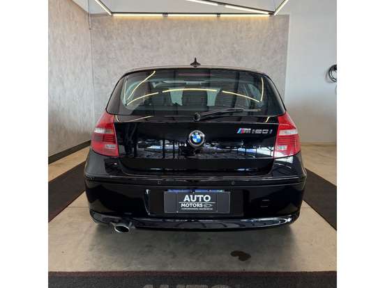 BMW-120i-2009