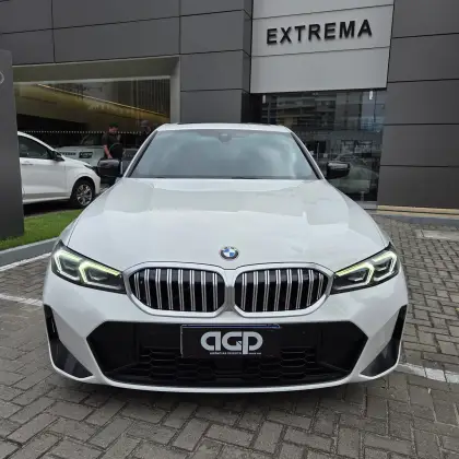BMW 320i 2.0 16V TURBO FLEX M SPORT AUTOMÁTICO BMW 320i 2.0 16V TURBO FLEX M SPORT AUTOMÁTICO