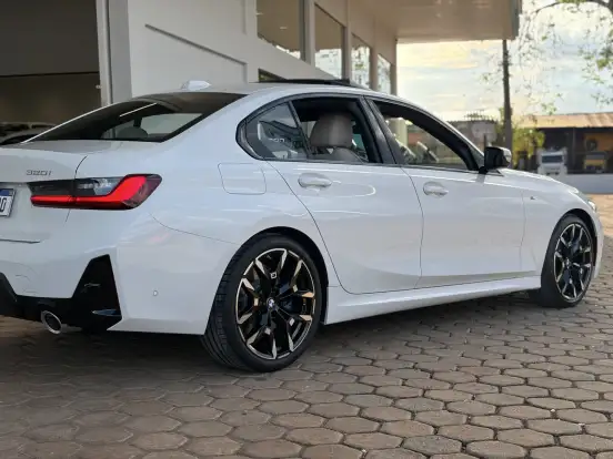 BMW-320i-2026