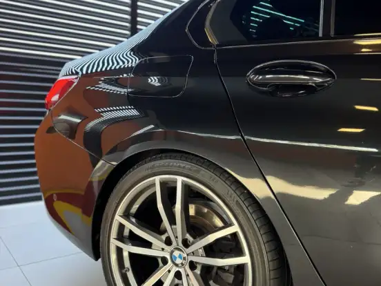 BMW-320i-2.0 16V TURBO GASOLINA SPORT GP AUTOMÁTICO BMW-320i-2019