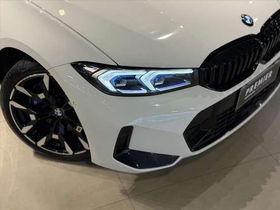 BMW-320i-2024