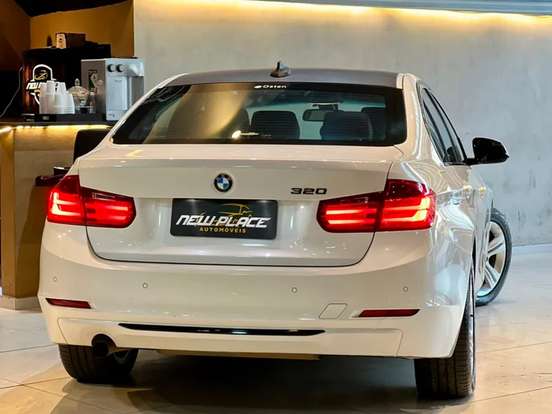 BMW-320i-2.0 16V TURBO GASOLINA 4P AUTOMÁTICO BMW-320i-2013