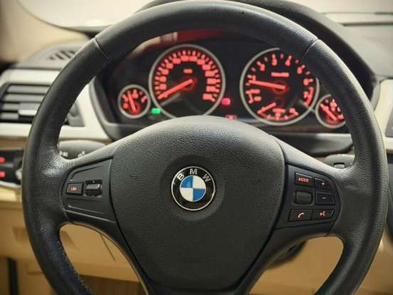 BMW-320i-2.0 GP 16V TURBO ACTIVE FLEX 4P AUTOMÁTICO BMW-320i-2014