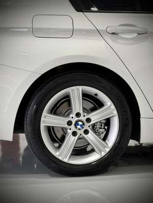 BMW-320i-2.0 GP 16V TURBO ACTIVE FLEX 4P AUTOMÁTICO BMW-320i-2014