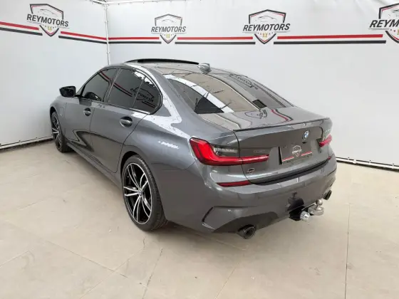 BMW 330e 2.0 16V TURBO HÍBRIDO M SPORT AUTOMÁTICO BMW 330e 2.0 16V TURBO HÍBRIDO M SPORT AUTOMÁTICO