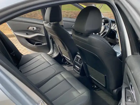BMW-330i-2.0 16V TURBO GASOLINA SPORT AUTOMÁTICO BMW-330i-2019