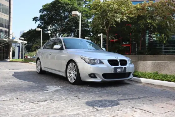 BMW 550i 4.8 SPORT SEDAN V8 32V GASOLINA 4P AUTOMÁTICO