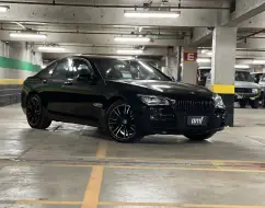 BMW 750i 4.4 M SPORT SEDAN V8 32V GASOLINA 4P AUTOMÁTICO BMW 750i 4.4 M SPORT SEDAN V8 32V GASOLINA 4P AUTOMÁTICO