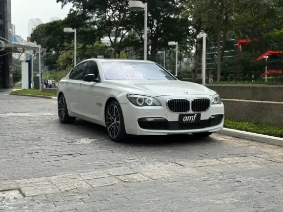 BMW-750i-4.4 M SPORT SEDAN V8 32V GASOLINA 4P AUTOMÁTICO BMW-750i-2011