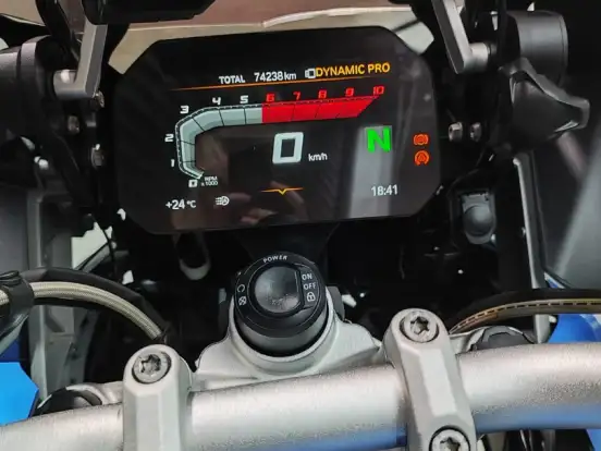 BMW-R 1200 GS RALLYE BMW-R 1200 GS RALLYE-2018