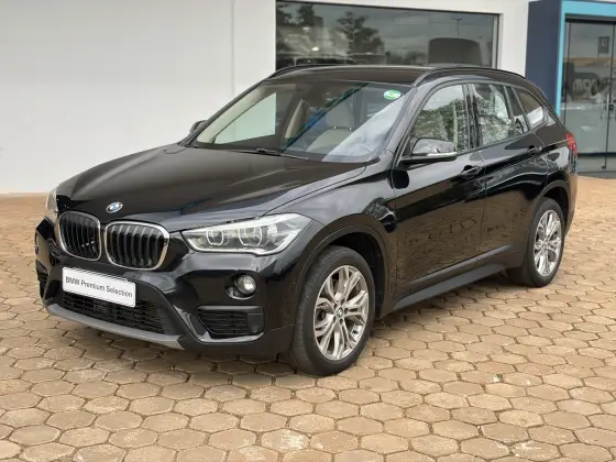 BMW X1 2.0 16V TURBO ACTIVEFLEX SDRIVE20I 4P AUTOMÁTICO BMW X1 2.0 16V TURBO ACTIVEFLEX SDRIVE20I 4P AUTOMÁTICO