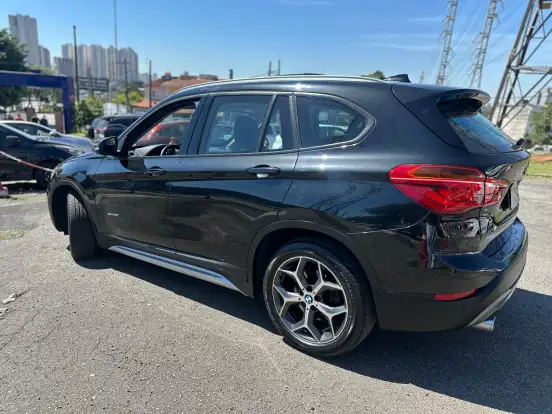 BMW-X1-2016