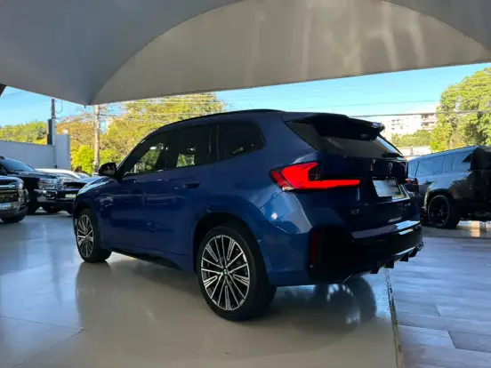 BMW-X1-2023