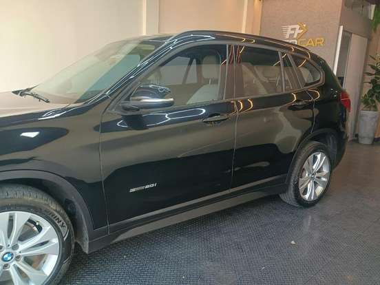 BMW-X1-2.0 16V TURBO ACTIVEFLEX SDRIVE20I X-LINE 4P AUTOMÁTICO BMW-X1-2017