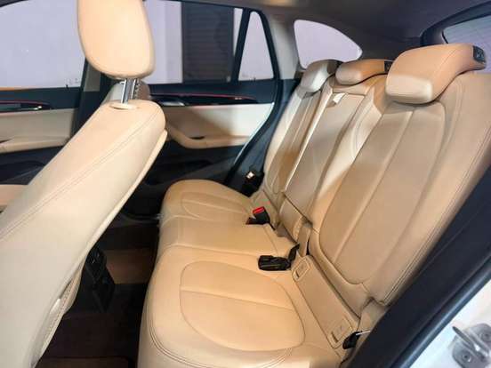 BMW-X1-2.0 16V TURBO ACTIVEFLEX SDRIVE20I X-LINE 4P AUTOMÁTICO BMW-X1-2017