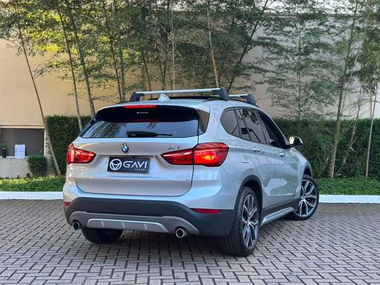 BMW-X1-2.0 16V TURBO ACTIVEFLEX XDRIVE25I SPORT 4P AUTOMÁTICO BMW-X1-2016