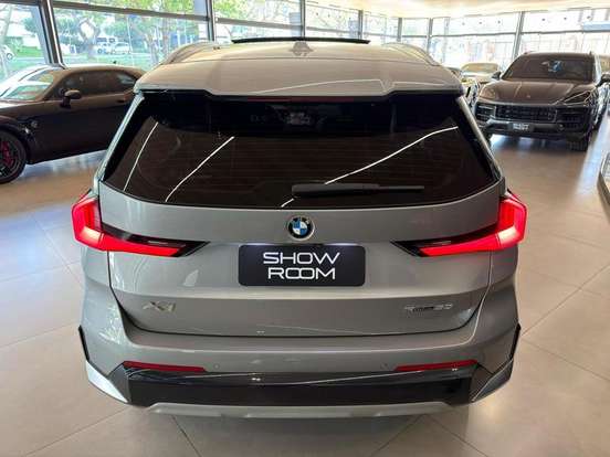 BMW-X1-2022