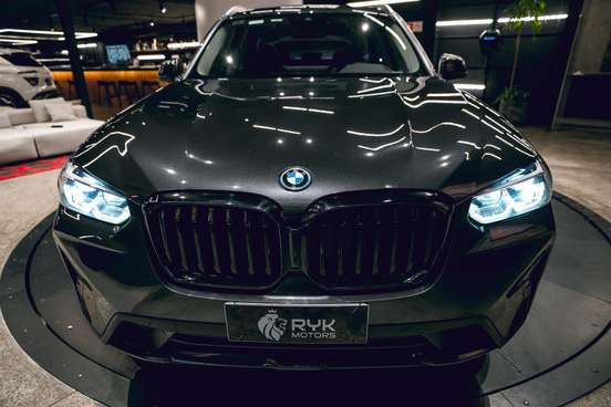 BMW-X3-2022