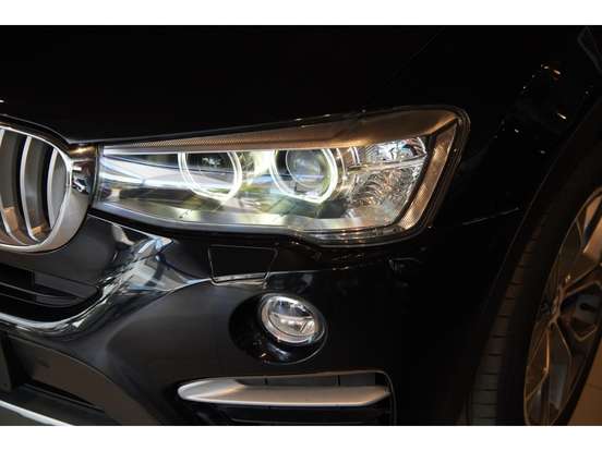 BMW-X4-2015
