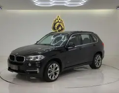 BMW X5 3.0 4X4 30D I6 TURBO DIESEL 4P AUTOMÁTICO BMW X5 3.0 4X4 30D I6 TURBO DIESEL 4P AUTOMÁTICO