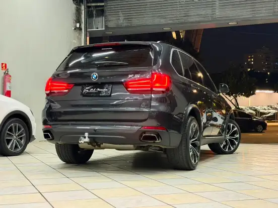 BMW-X5-2018
