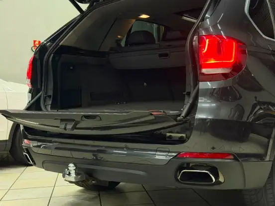 BMW-X5-2018