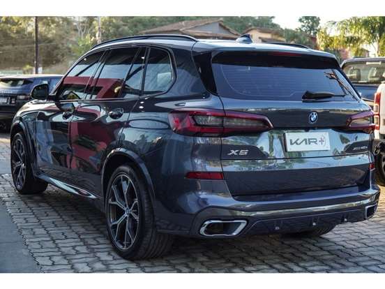 BMW-X5-3.0 I6 TURBO HÍBRIDO XDRIVE45E M SPORT AUTOMÁTICO BMW-X5-2022