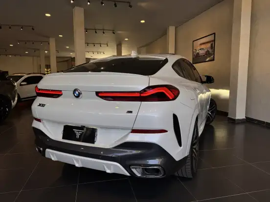 BMW-X6-2019