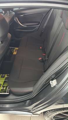 BMW-118i-2013