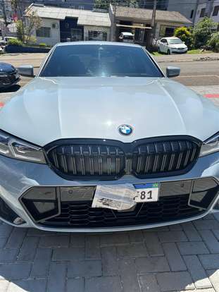 BMW-320i-2023