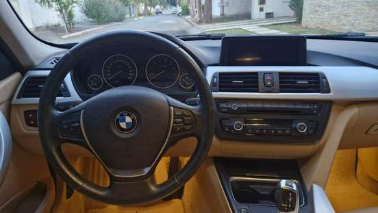 BMW-320i-2.0 16V TURBO GASOLINA 4P AUTOMÁTICO BMW-320i-2013