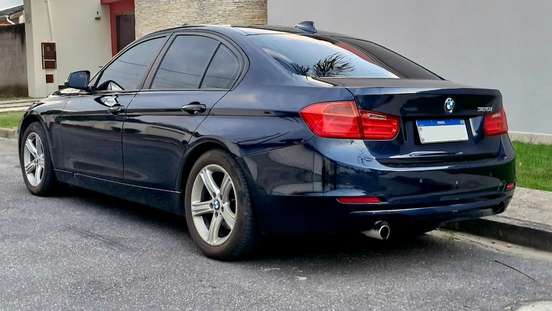 BMW-320i-2.0 16V TURBO GASOLINA 4P AUTOMÁTICO BMW-320i-2013