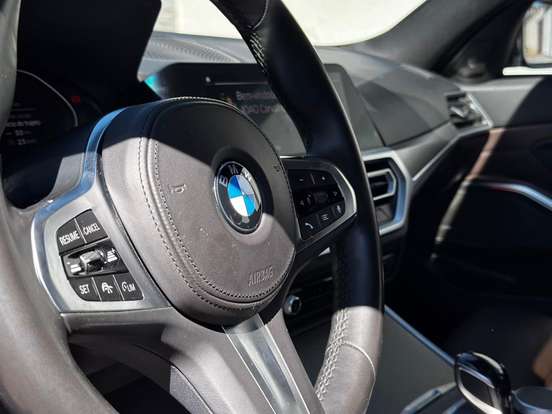 BMW-320i-2.0 16V TURBO GASOLINA M SPORT AUTOMÁTICO BMW-320i-2020