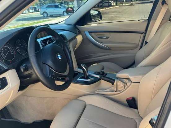 BMW-320i-2.0 SPORT GP 16V TURBO ACTIVE FLEX 4P AUTOMÁTICO BMW-320i-2017