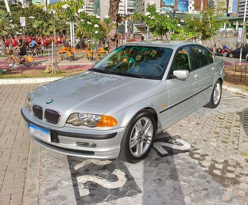 BMW-320i-2.2 24V GASOLINA 4P AUTOMÁTICO BMW-320i-2001