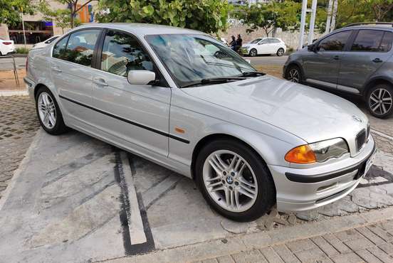 BMW-320i-2.2 24V GASOLINA 4P AUTOMÁTICO BMW-320i-2001