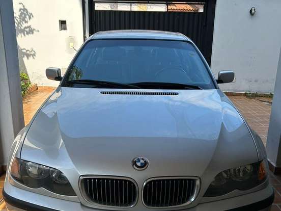 BMW-320i-3.2 24V GASOLINA 4P AUTOMÁTICO BMW-320i-2004