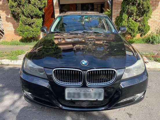 BMW-325i-2010