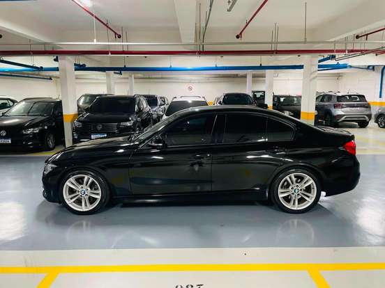 BMW-328i-2016