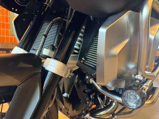 BMW-R 1250 GS ADVENTURE TRIPLE BLACK BMW-R 1250 GS ADVENTURE TRIPLE BLACK-2023