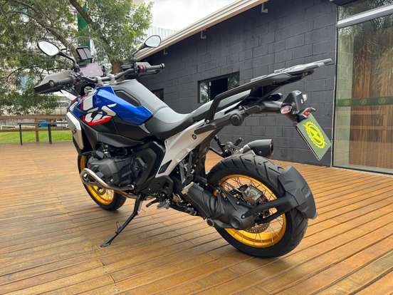 BMW-R 1300 GS TROPHY BMW-R 1300 GS TROPHY-2024